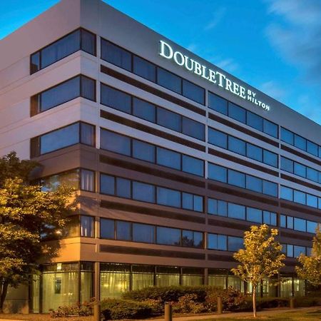 Отель Doubletree By Hilton Chicago Шаамбург Экстерьер фото